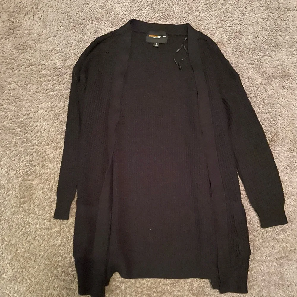 Cardigan - Picture 1 of 3